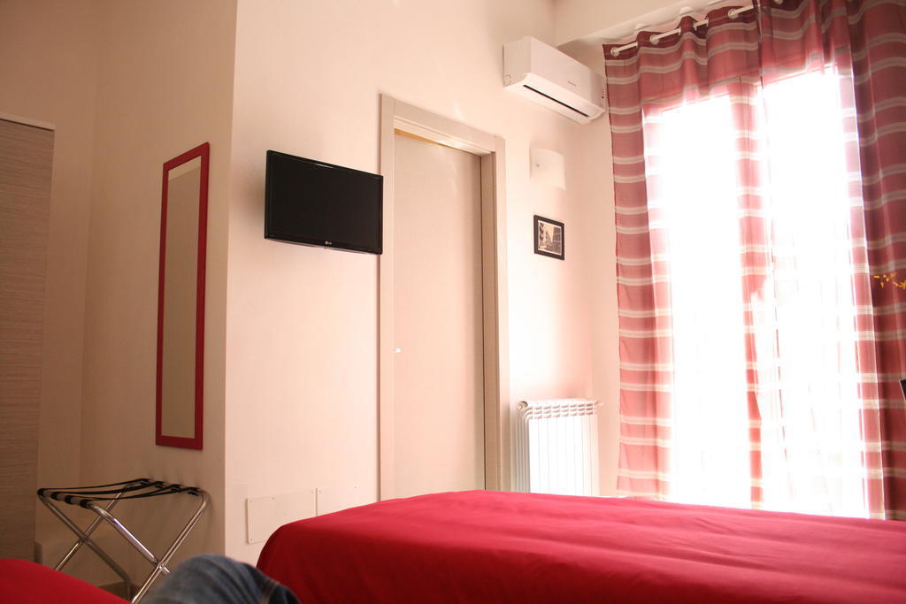 Campi Elisi Syracuse Quarto foto